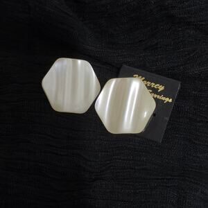 Vintage Morrey Pearlized Hexagon Earrings Cream Geometric Statement